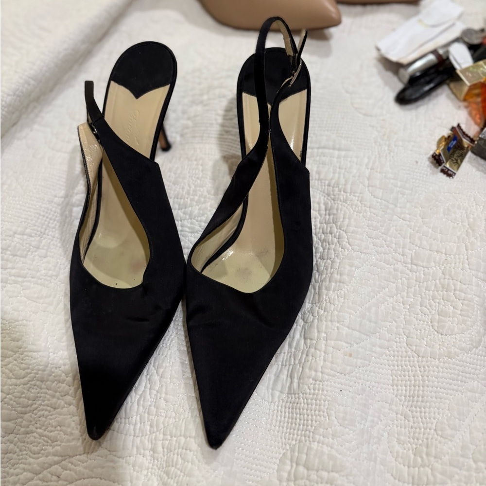 Elegant Black Slingback Heels with Pointed Toe